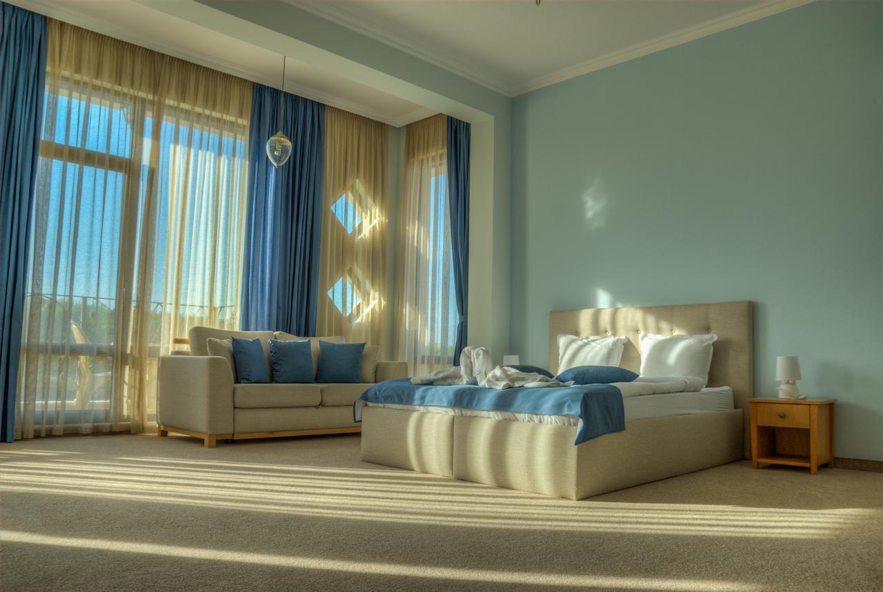 Hotel Chateau Des Bergers Targovishte  Dış mekan fotoğraf