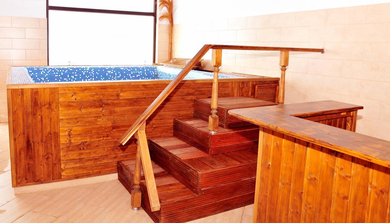 Hotel Chateau Des Bergers Targovishte  Dış mekan fotoğraf
