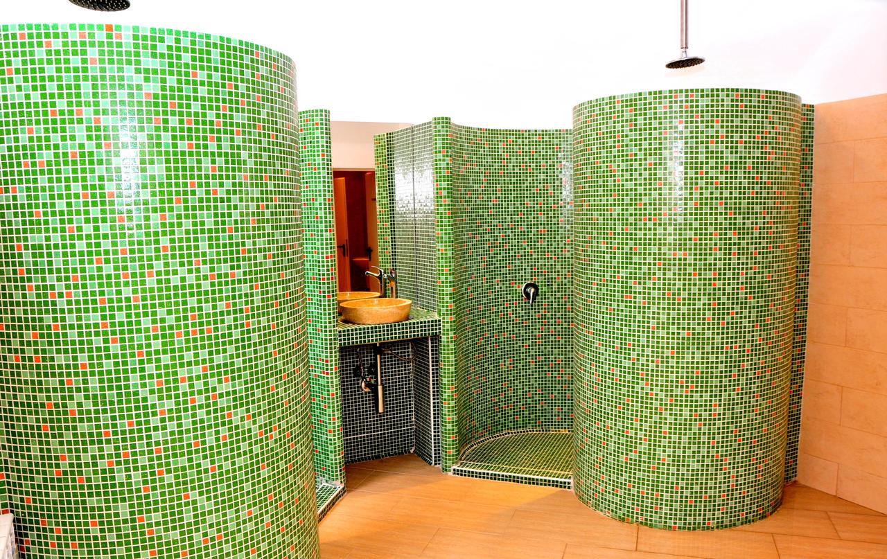 Hotel Chateau Des Bergers Targovishte  Dış mekan fotoğraf