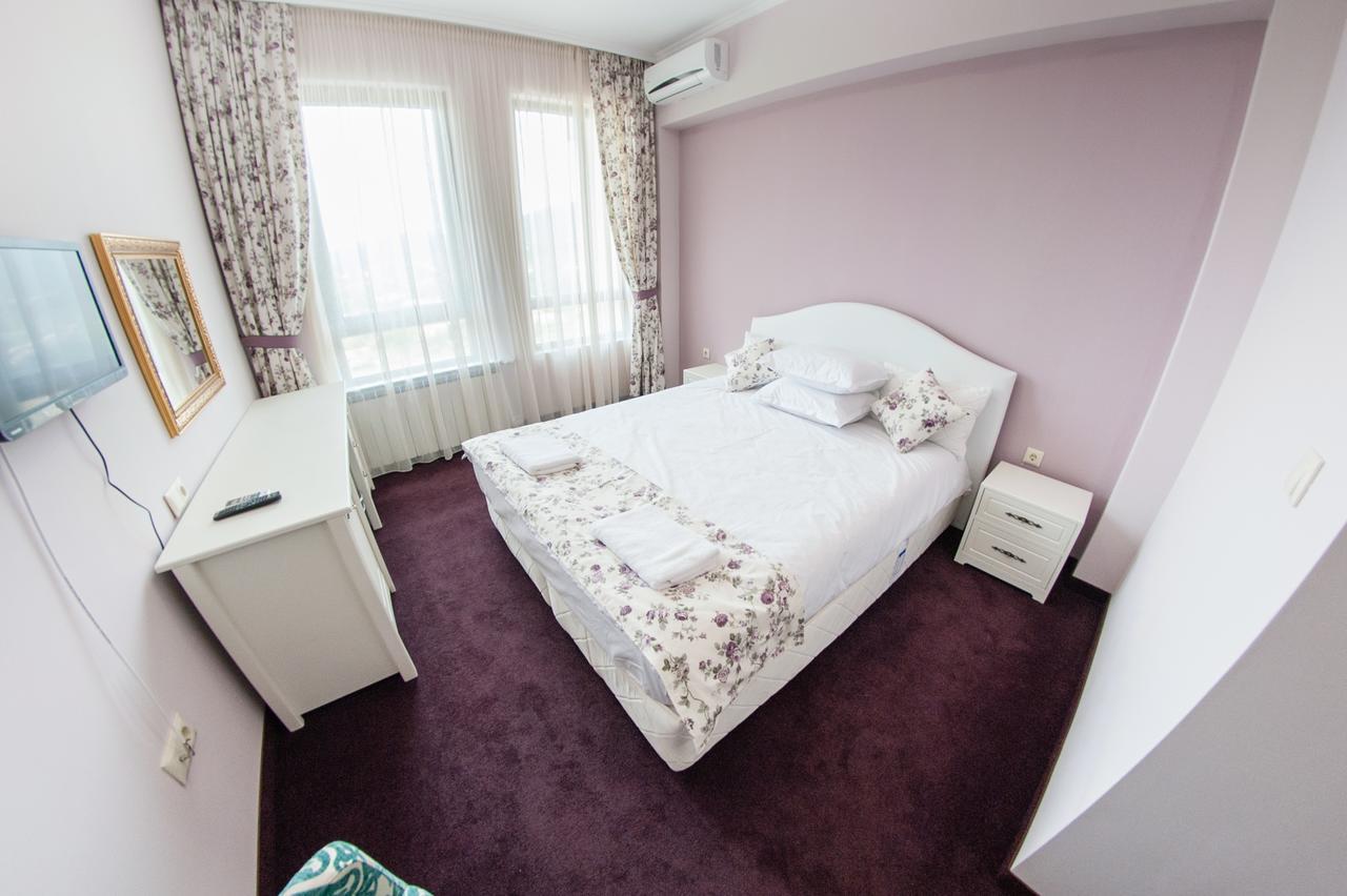 Hotel Chateau Des Bergers Targovishte  Dış mekan fotoğraf