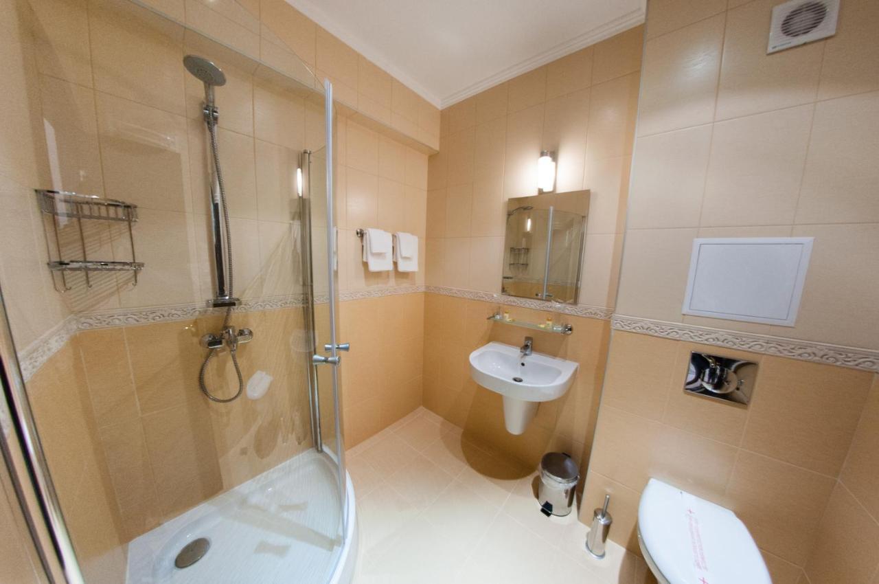 Hotel Chateau Des Bergers Targovishte  Dış mekan fotoğraf